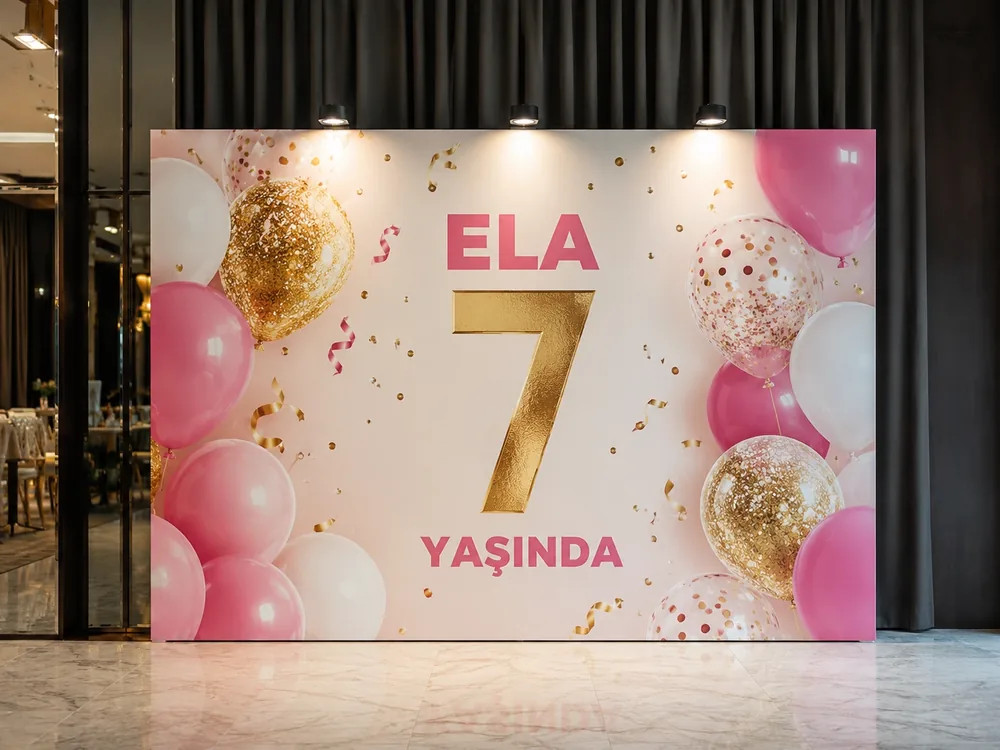 PHOTOWALL